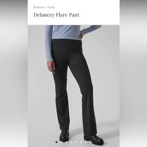 Athleta Delancey Flare Black S